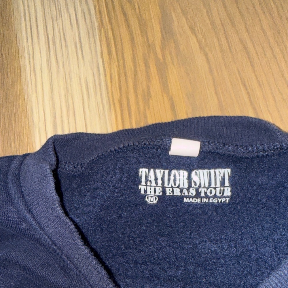 Taylor Swift The Eras Tour Black Crewneck Sweatshirt - Picture 2 of 3